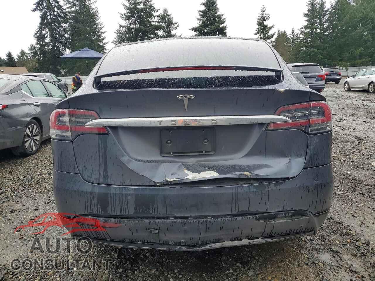 TESLA MODEL X 2019 - 5YJXCBE21KF211627