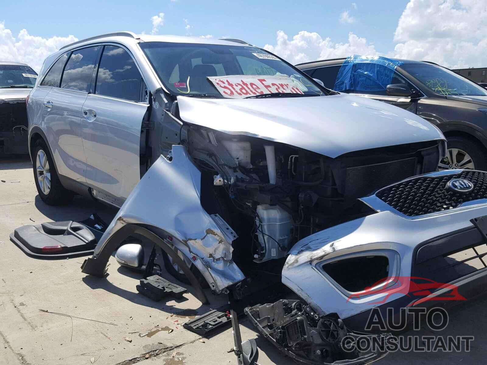 KIA SORENTO LX 2016 - 5XYPG4A39GG024389