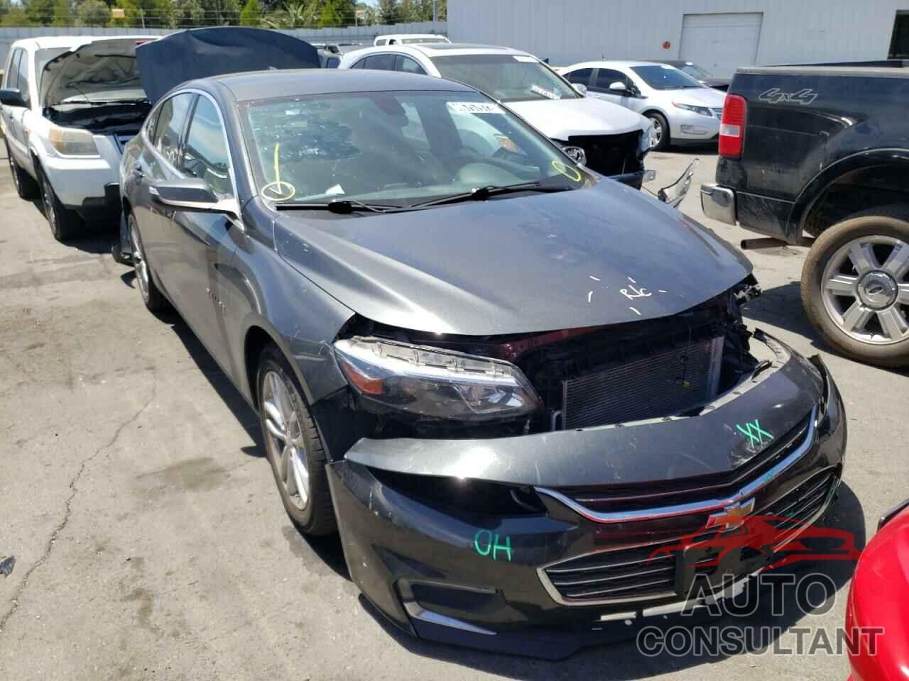 CHEVROLET MALIBU 2018 - 1G1ZD5ST1JF257501