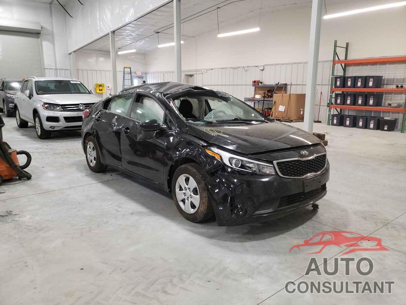 KIA FORTE 2018 - 3KPFK4A73JE225237