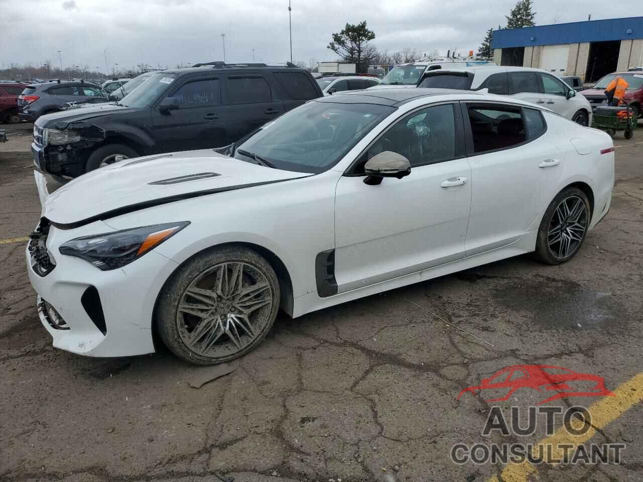 KIA STINGER 2022 - KNAE55LC6N6105010