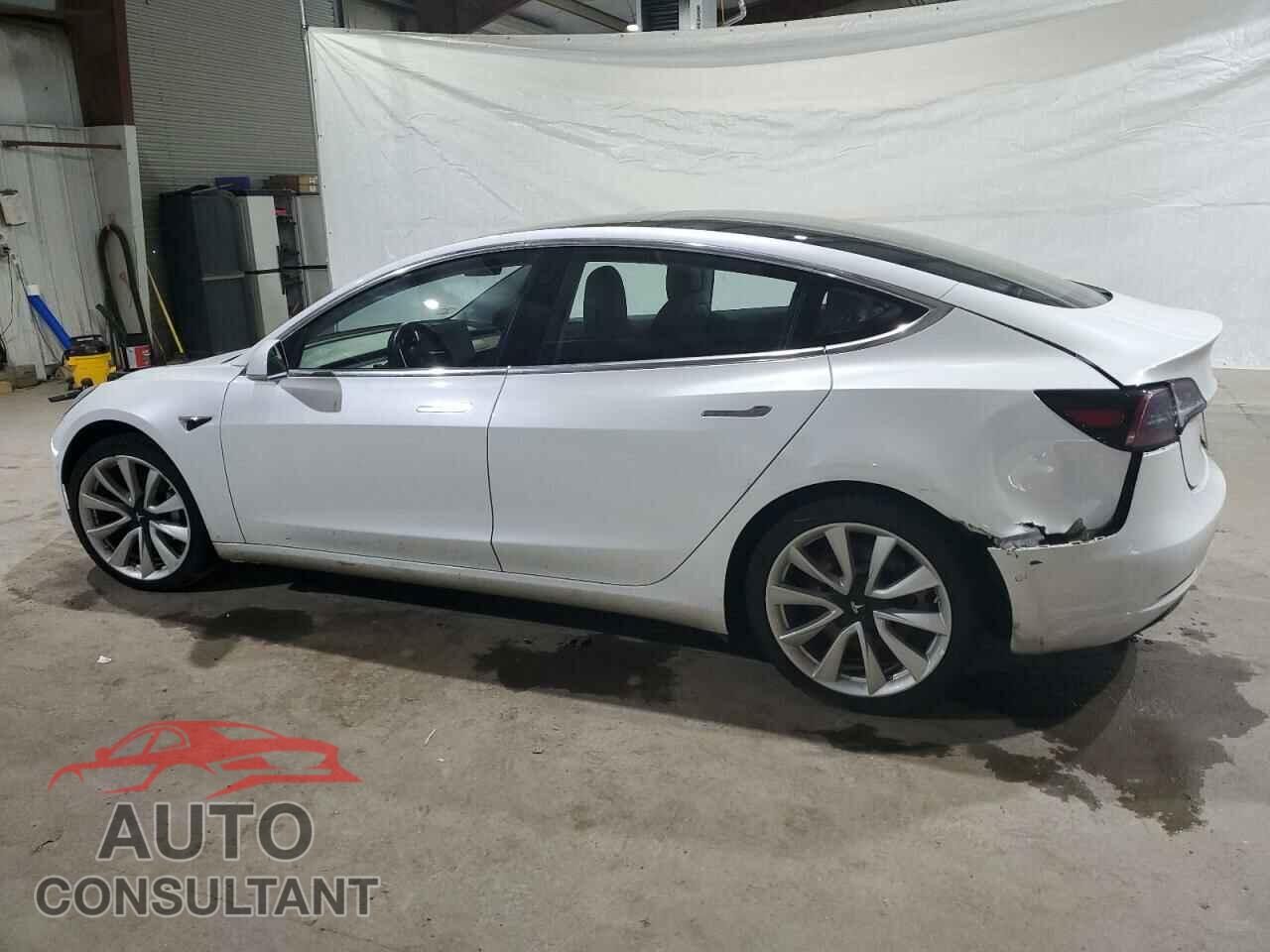 TESLA MODEL 3 2018 - 5YJ3E1EB4JF067508