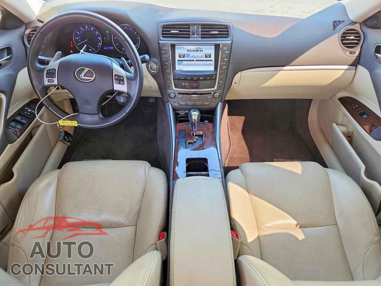 LEXUS IS 2012 - JTHBF5C20C5182015