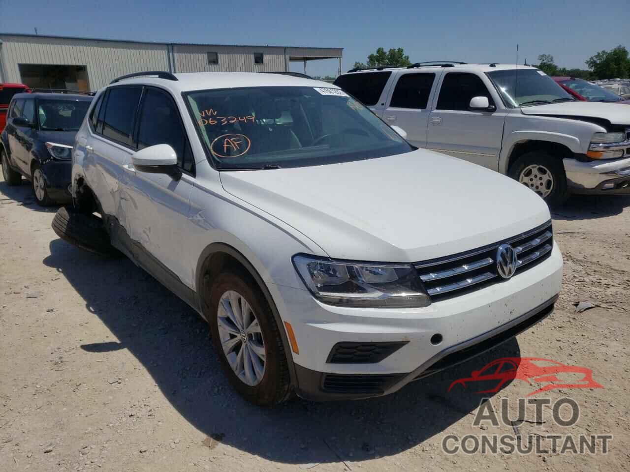 VOLKSWAGEN TIGUAN 2018 - 3VV0B7AX1JM063249