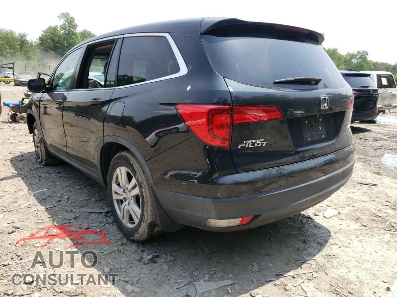 HONDA PILOT 2017 - 5FNYF6H19HB020908