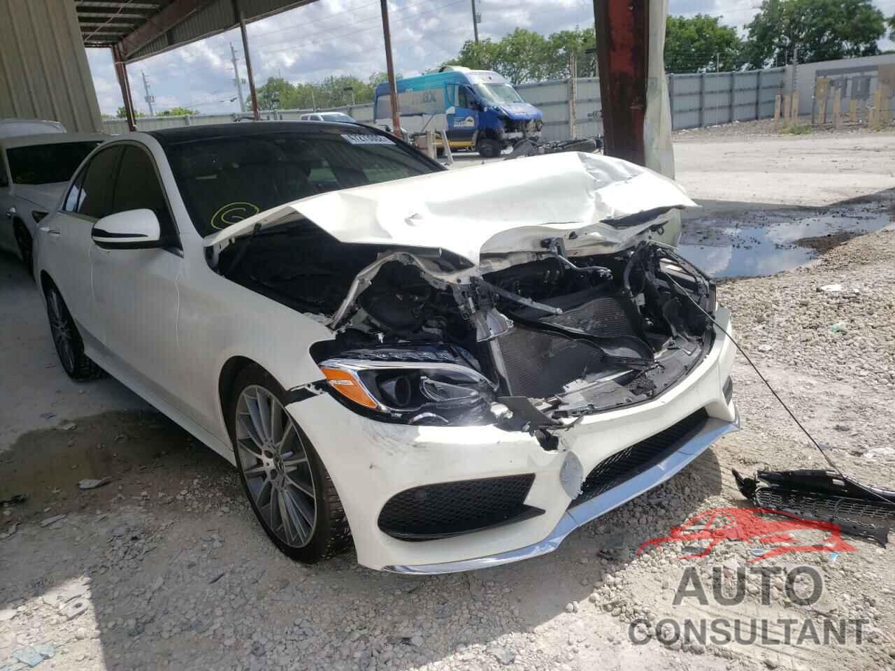 MERCEDES-BENZ C-CLASS 2018 - 55SWF4JB1JU249425