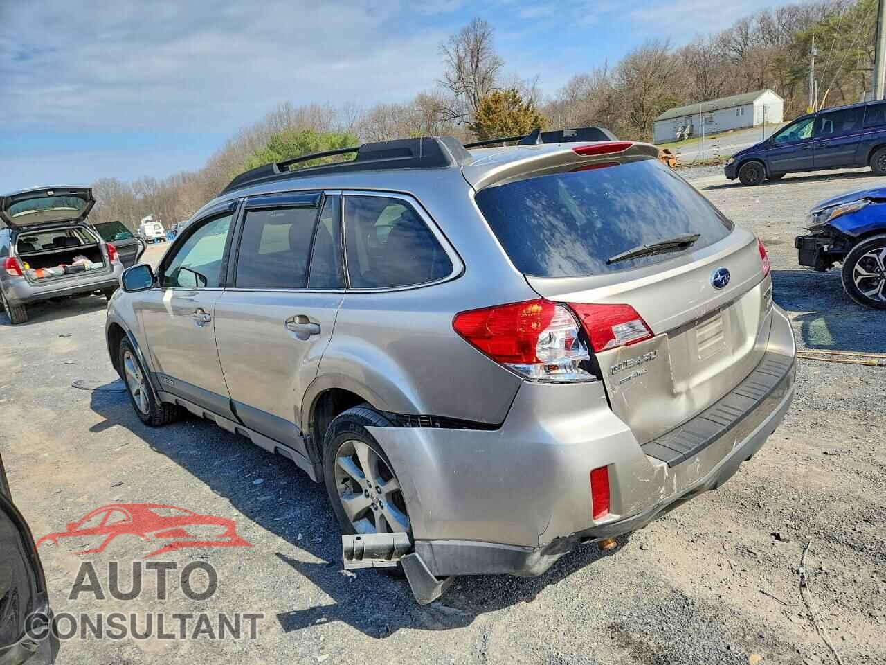 SUBARU OUTBACK 2014 - 4S4BRBLC5E3236015