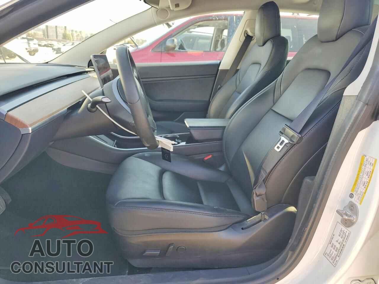 TESLA MODEL 3 2020 - 5YJ3E1EB5LF667568