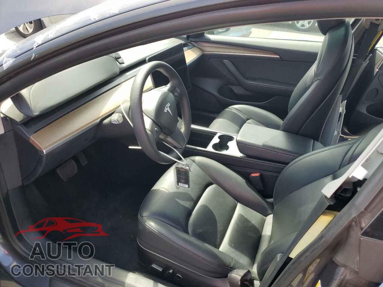 TESLA MODEL 3 2022 - 5YJ3E1EA8NF290888