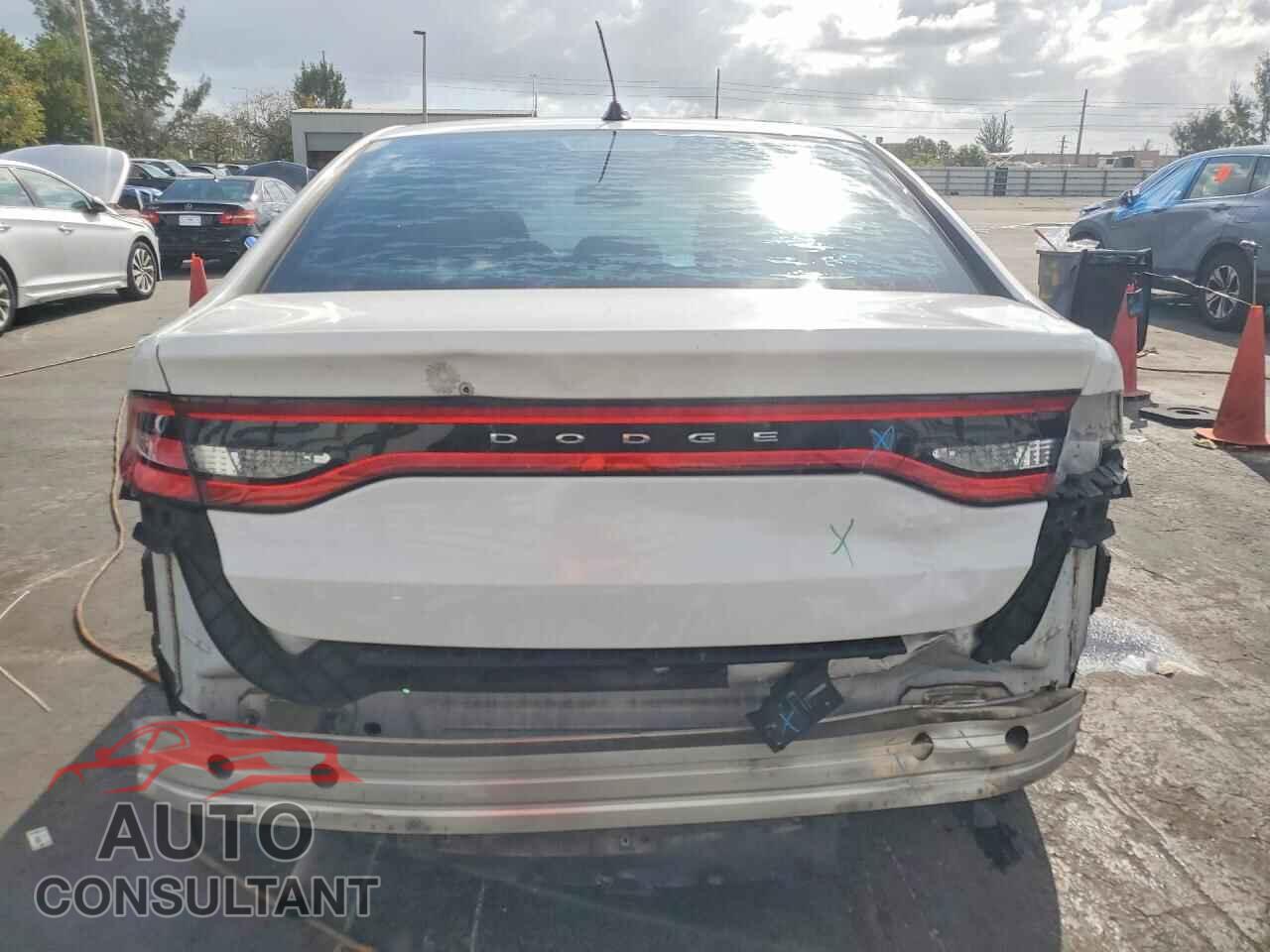 DODGE DART 2015 - 1C3CDFBB4FD172914