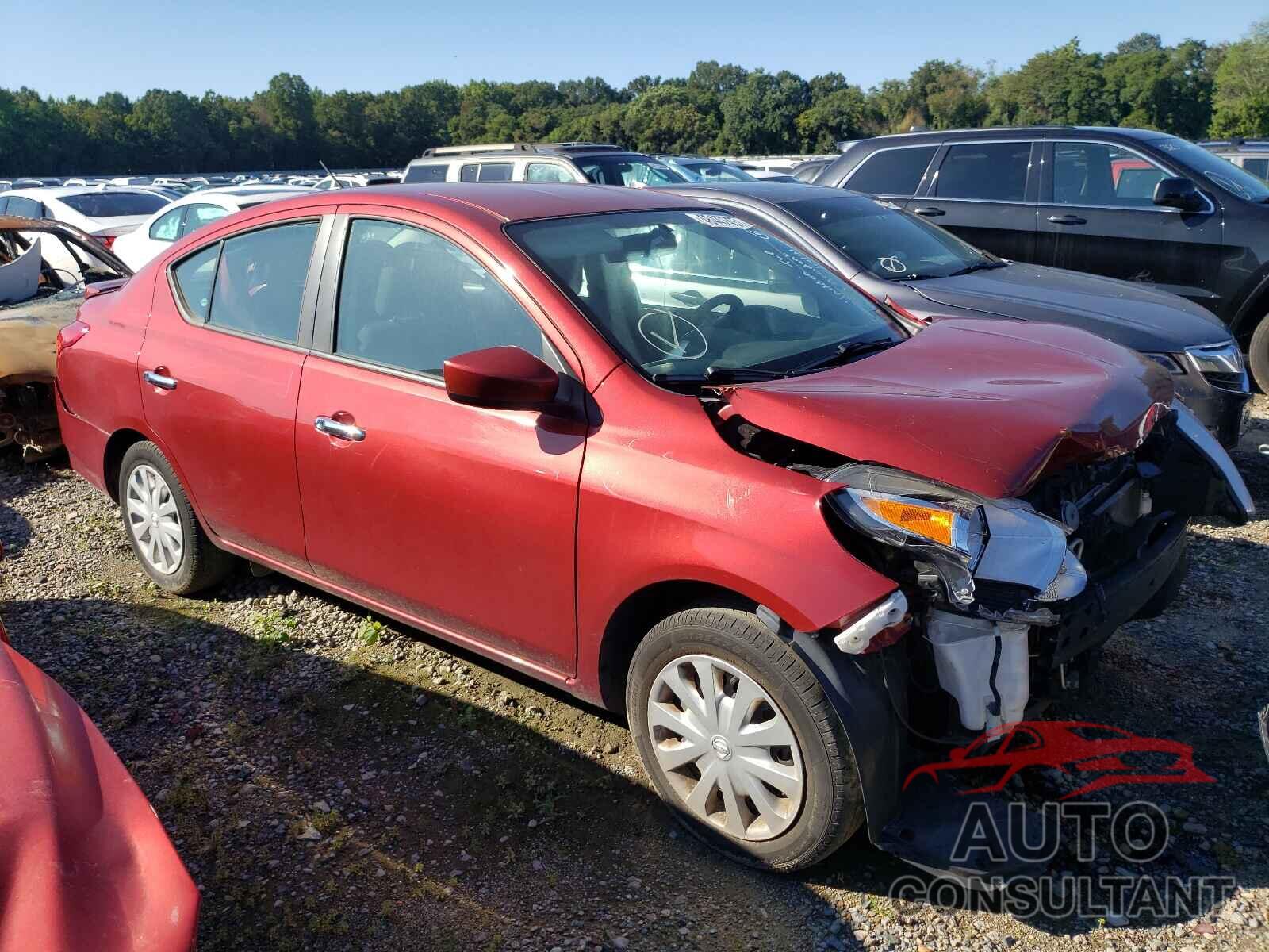 NISSAN VERSA 2018 - 3N1CN7AP7JK399084