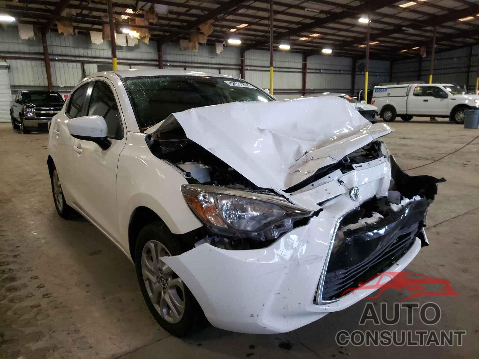 TOYOTA YARIS 2018 - 3MYDLBYV4JY317244