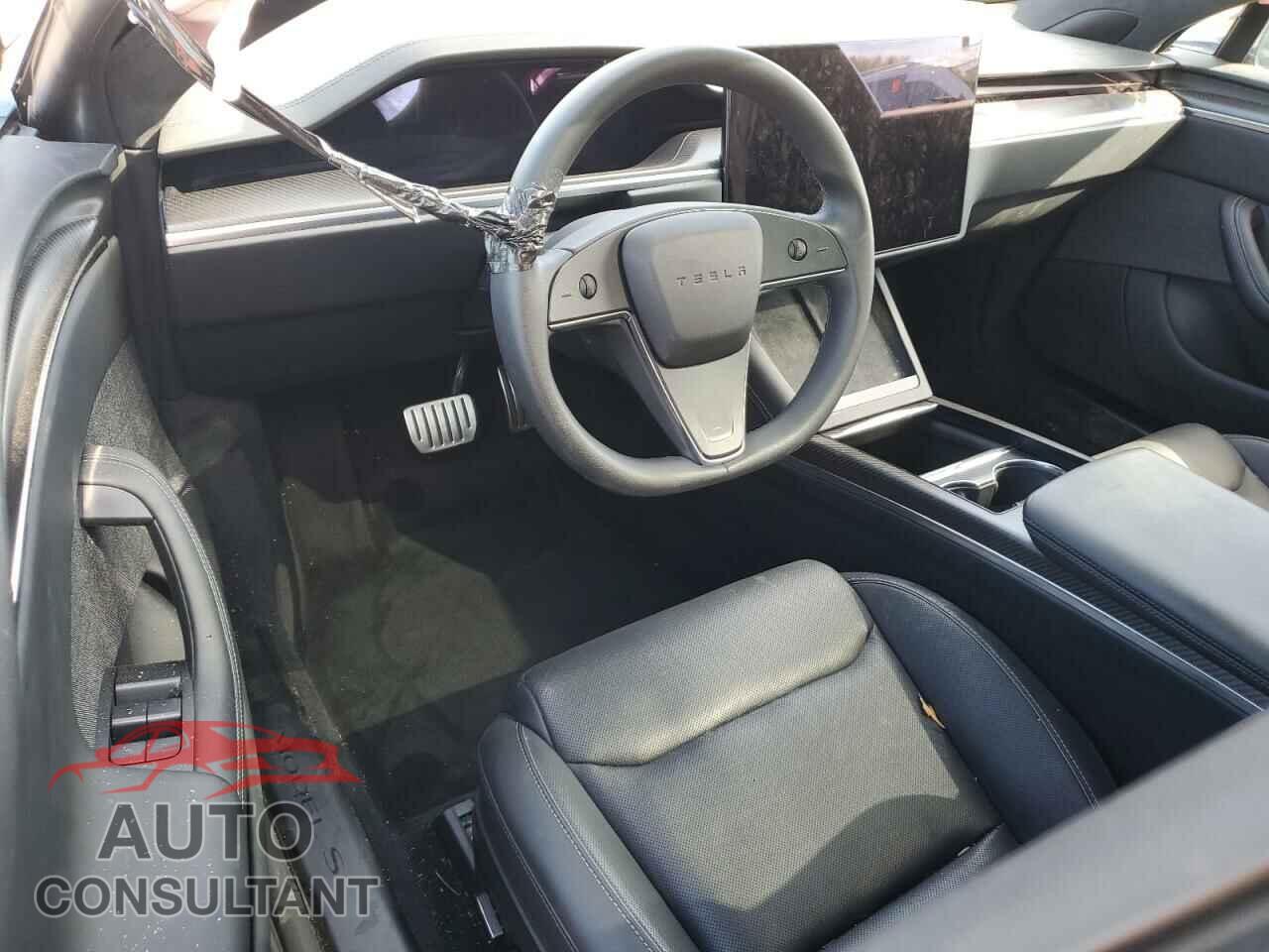 TESLA MODEL S 2023 - 5YJSA1E6XPF529847