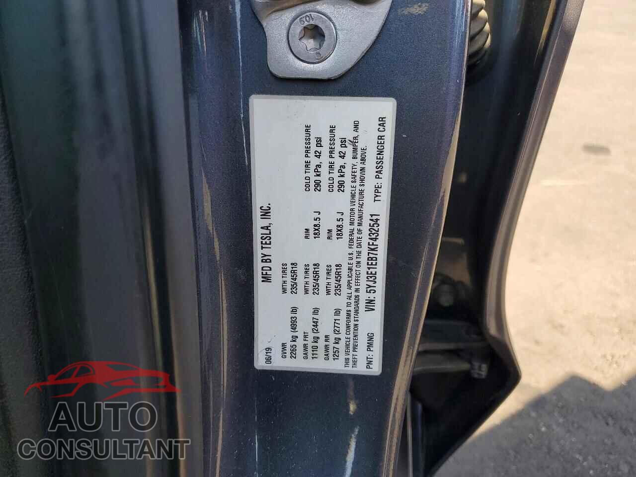 TESLA MODEL 3 2019 - 5YJ3E1EB7KF432541