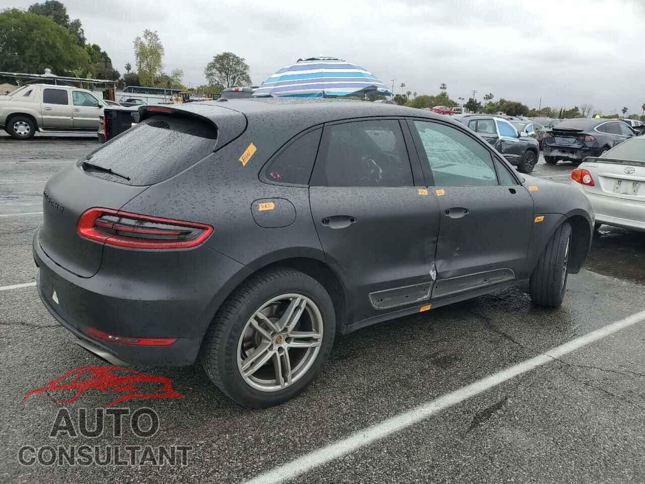 PORSCHE MACAN 2018 - WP1AA2A56JLB07012