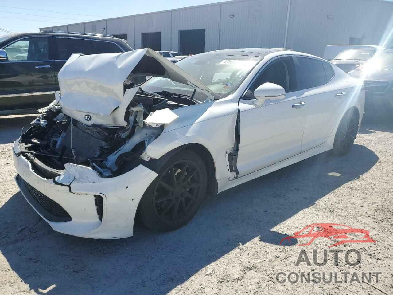 KIA STINGER 2018 - KNAE25LA1J6013045