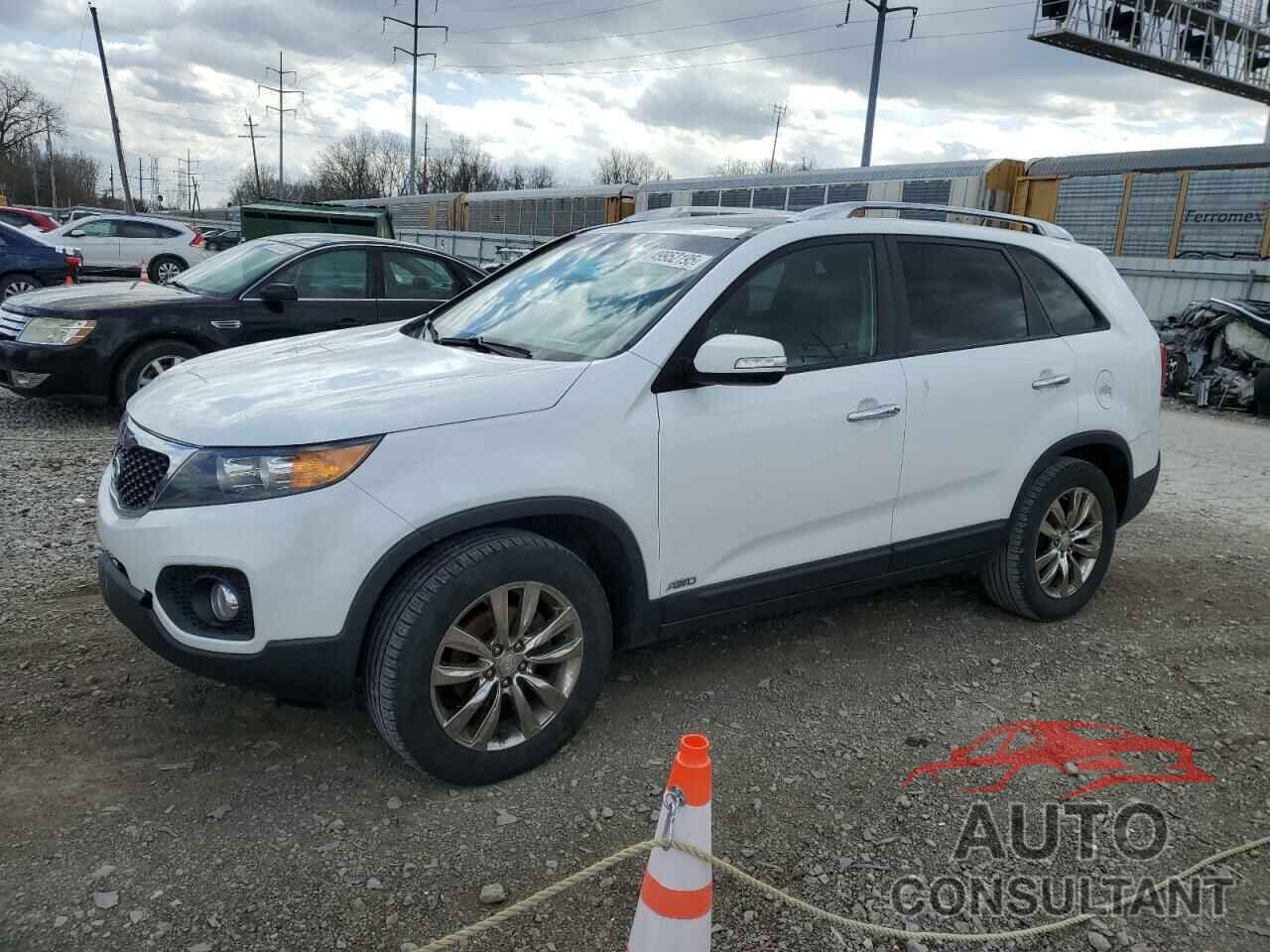 KIA SORENTO 2011 - 5XYKUDA27BG134456