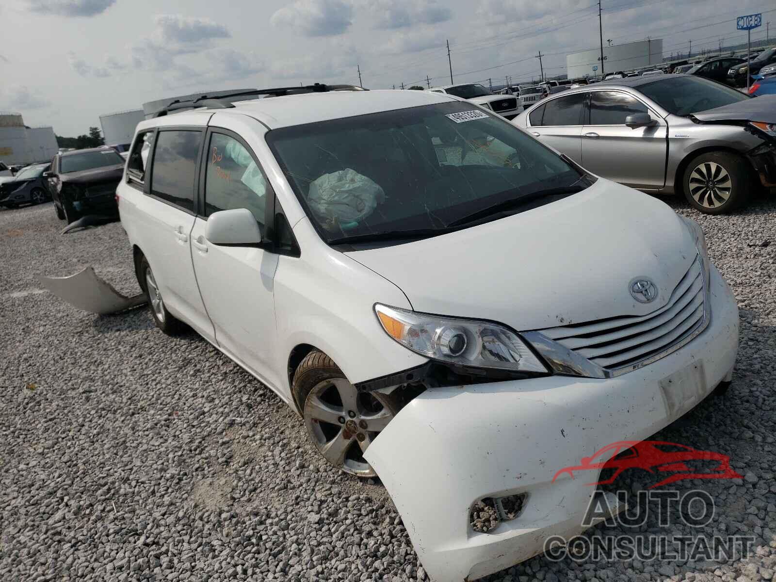 TOYOTA SIENNA 2016 - 5TDKK3DC0GS709317