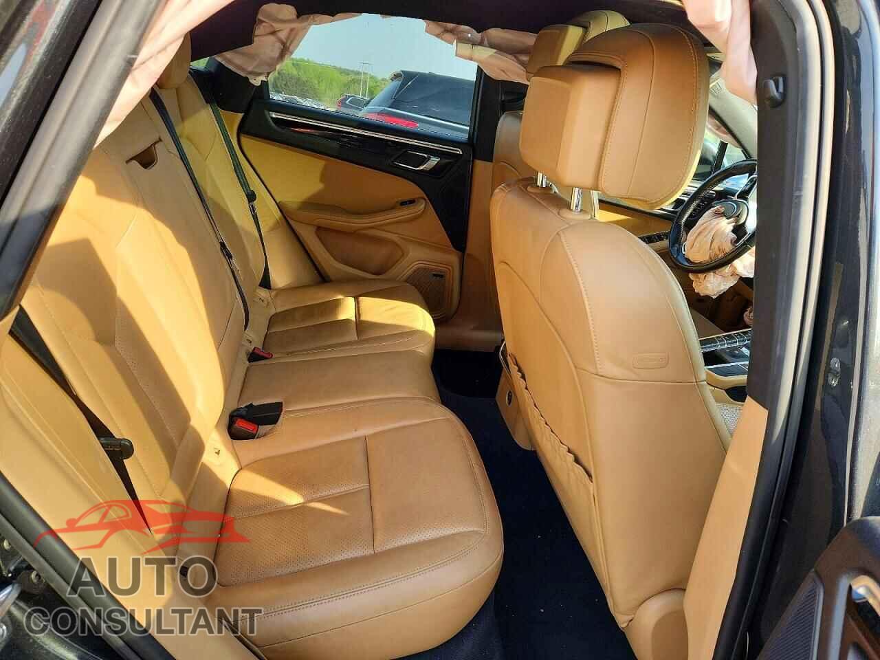 PORSCHE MACAN 2017 - WP1AA2A56HLB04749