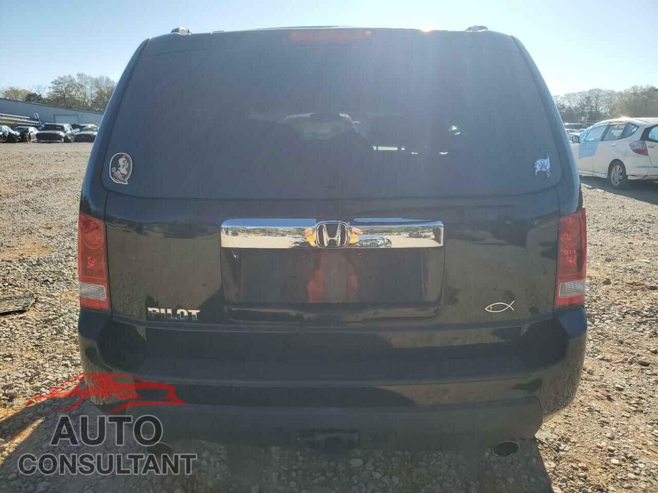 HONDA PILOT 2011 - 5FNYF3H61BB008866