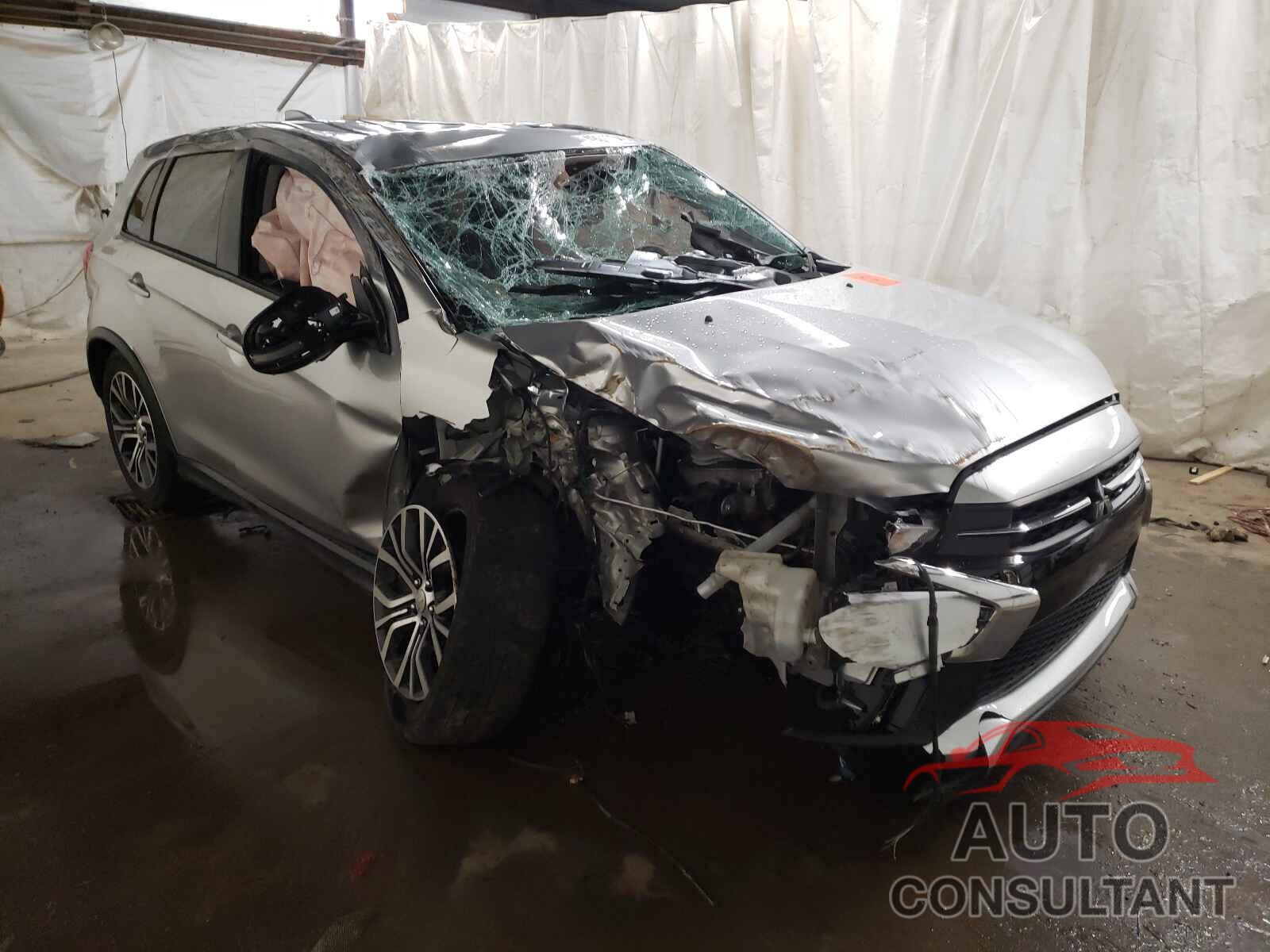 MITSUBISHI OUTLANDER 2018 - JA4AR3AW1JZ010803
