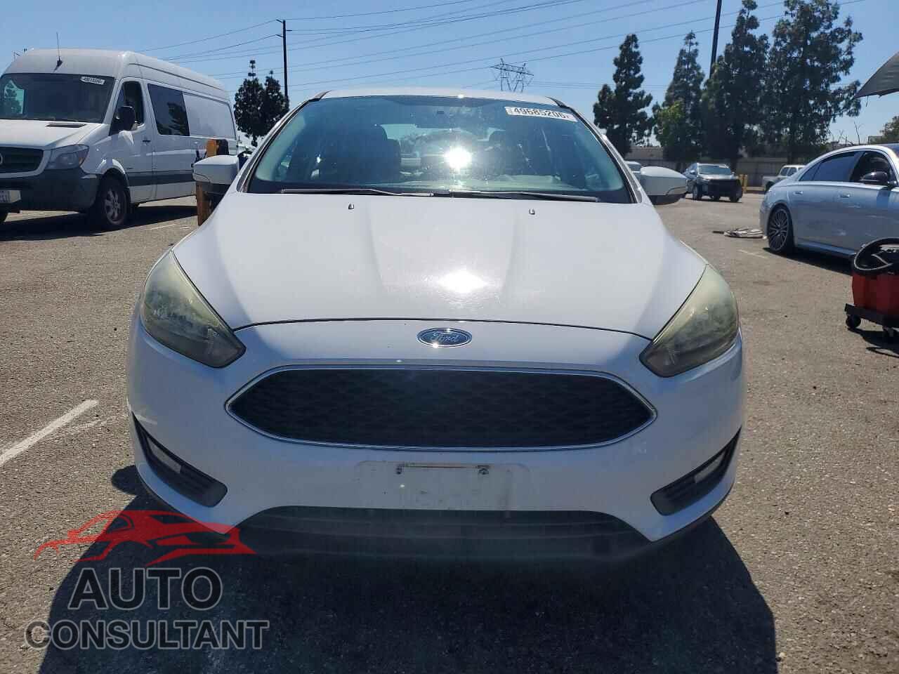 FORD FOCUS 2015 - 1FADP3F25FL231805