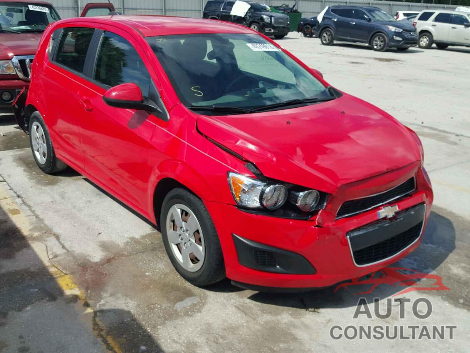 CHEVROLET SONIC 2015 - 1G1JA6SH8F4147619