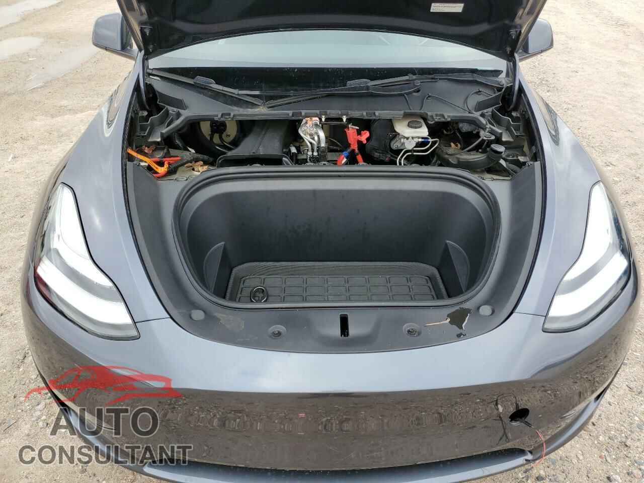 TESLA MODEL Y 2023 - 7SAYGAEEXPF616019