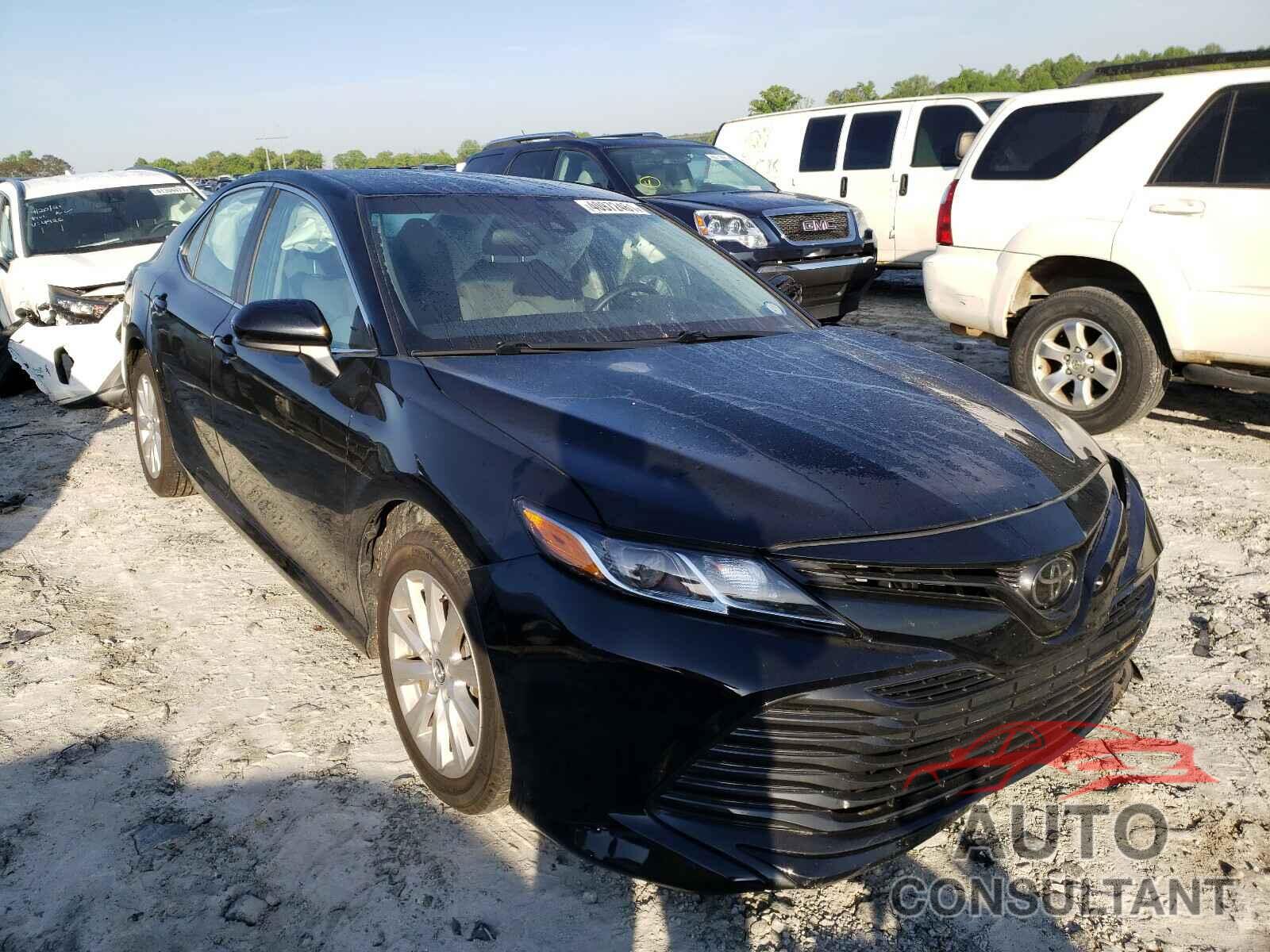 TOYOTA CAMRY 2018 - 4T1B11HK6JU608743