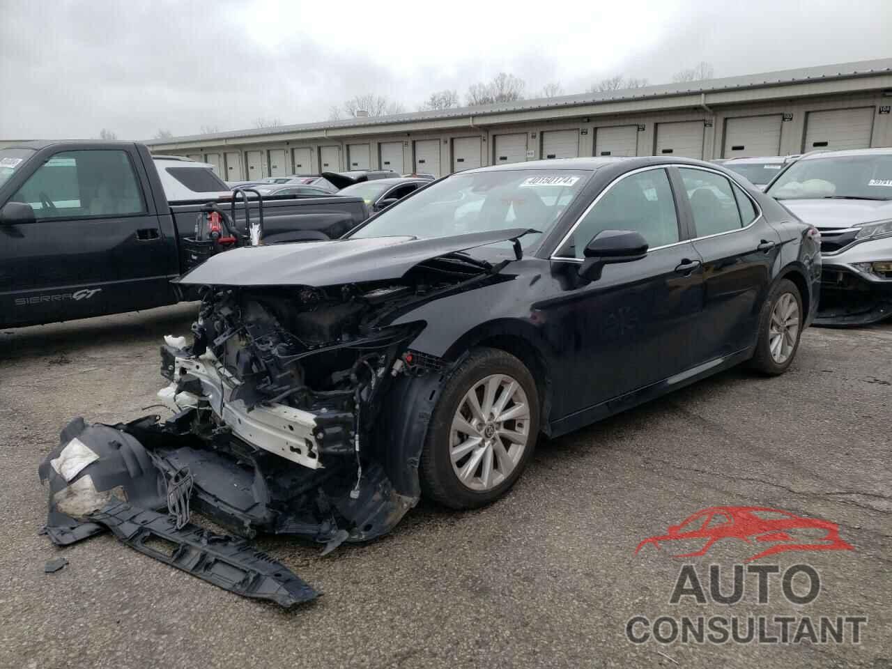 TOYOTA CAMRY 2021 - 4T1C11AK0MU585642