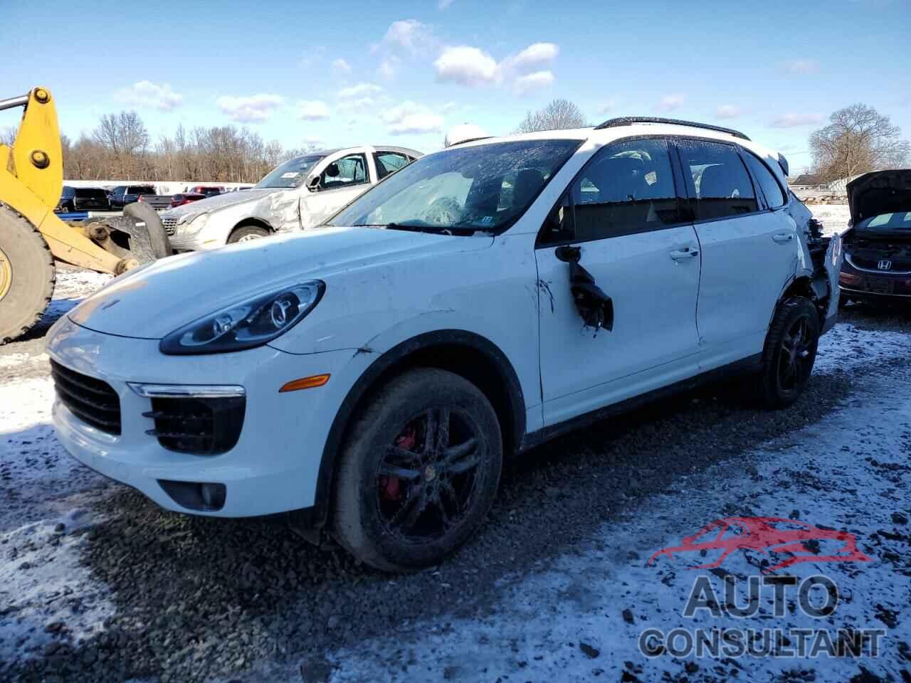 PORSCHE CAYENNE 2016 - WP1AA2A28GKA11872