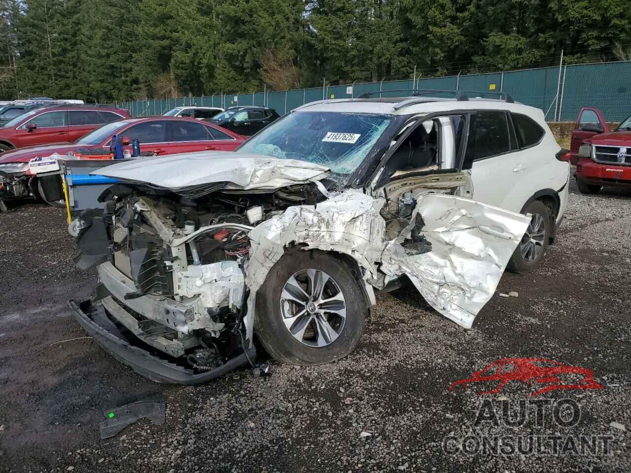 TOYOTA HIGHLANDER 2022 - 5TDGZRBH4NS582085