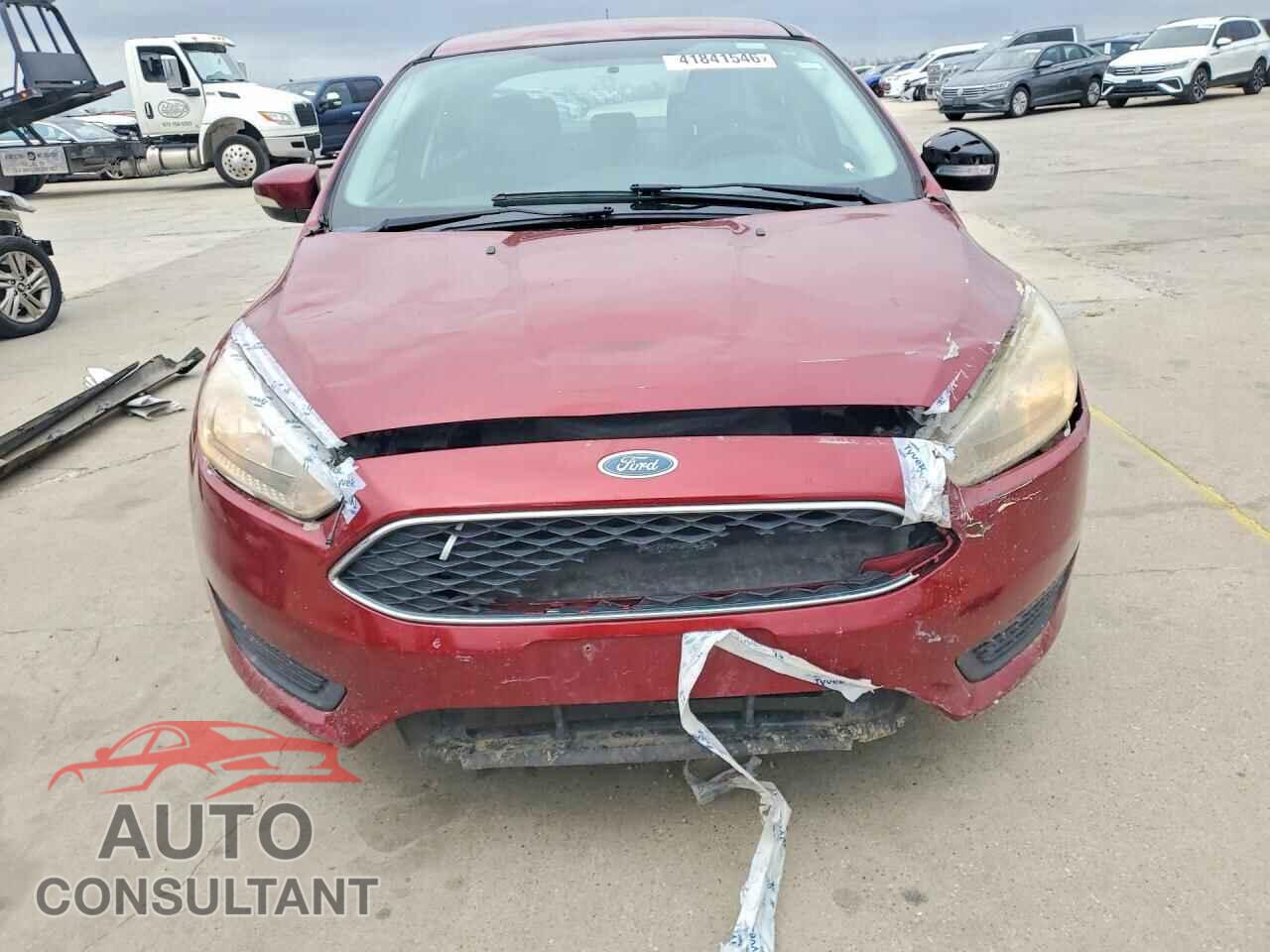 FORD FOCUS 2017 - 1FADP3F28HL328676
