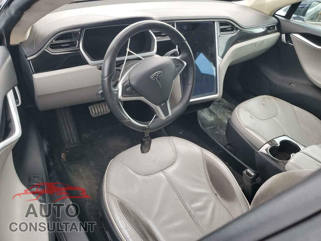 TESLA MODEL S 2013 - 5YJSA1DP8DFP06465