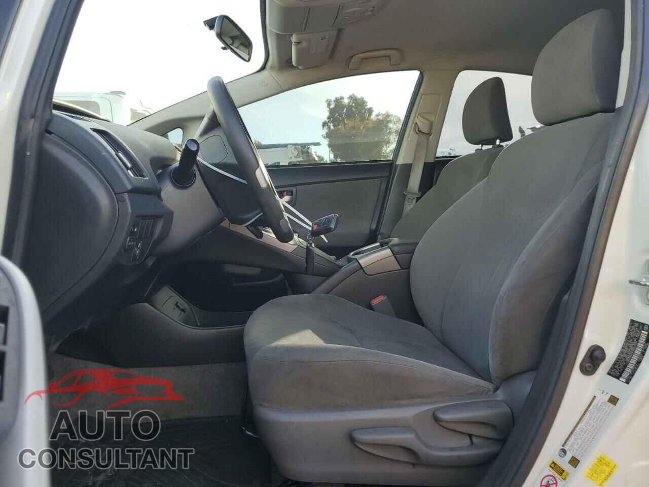 TOYOTA PRIUS 2015 - JTDKN3DU0F0457229