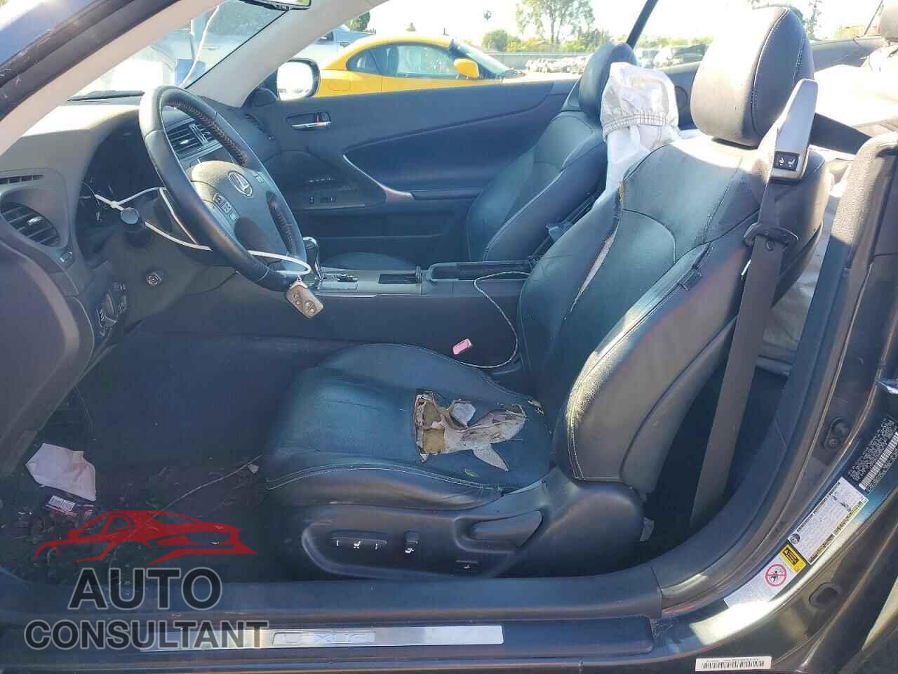 LEXUS IS 2010 - JTHFE2C23A2503112