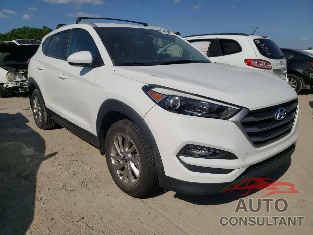 HYUNDAI TUCSON 2017 - KM8J33A47HU271216