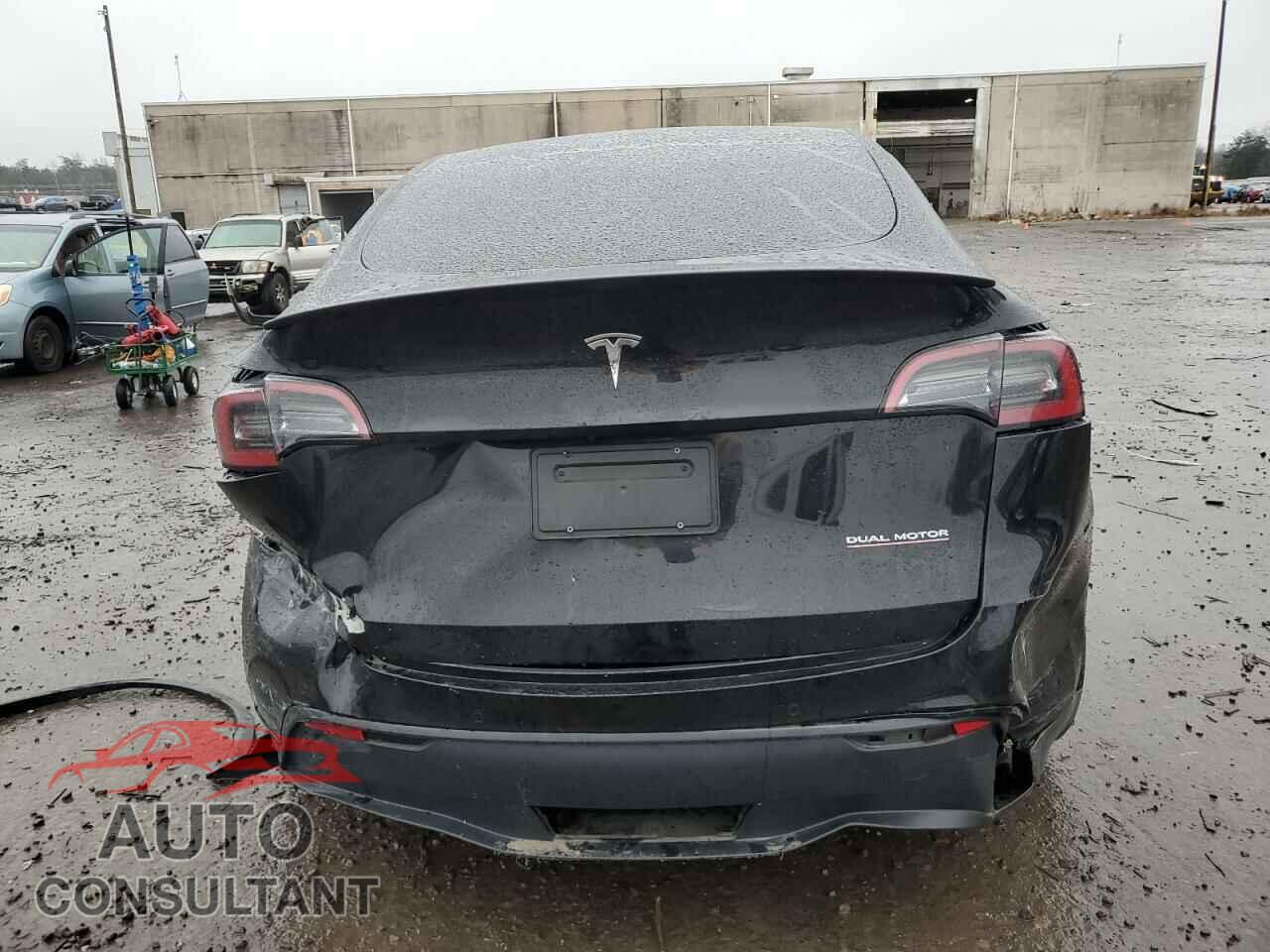 TESLA MODEL Y 2022 - 7SAYGDEF7NF307891