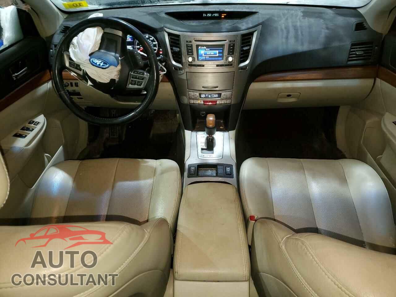 SUBARU OUTBACK 2014 - 4S4BRBLC8E3218558