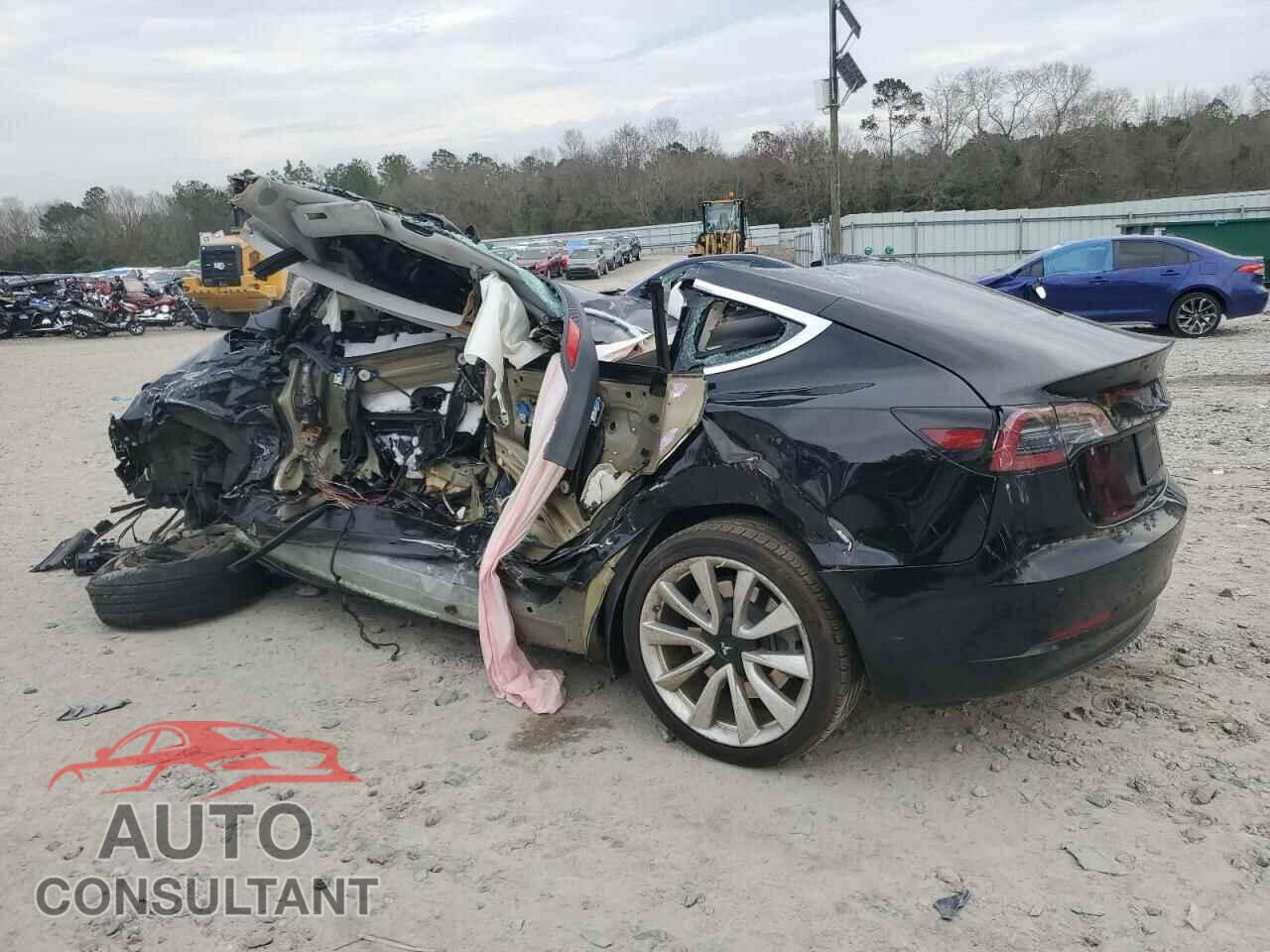 TESLA MODEL 3 2019 - 5YJ3E1EB7KF517833