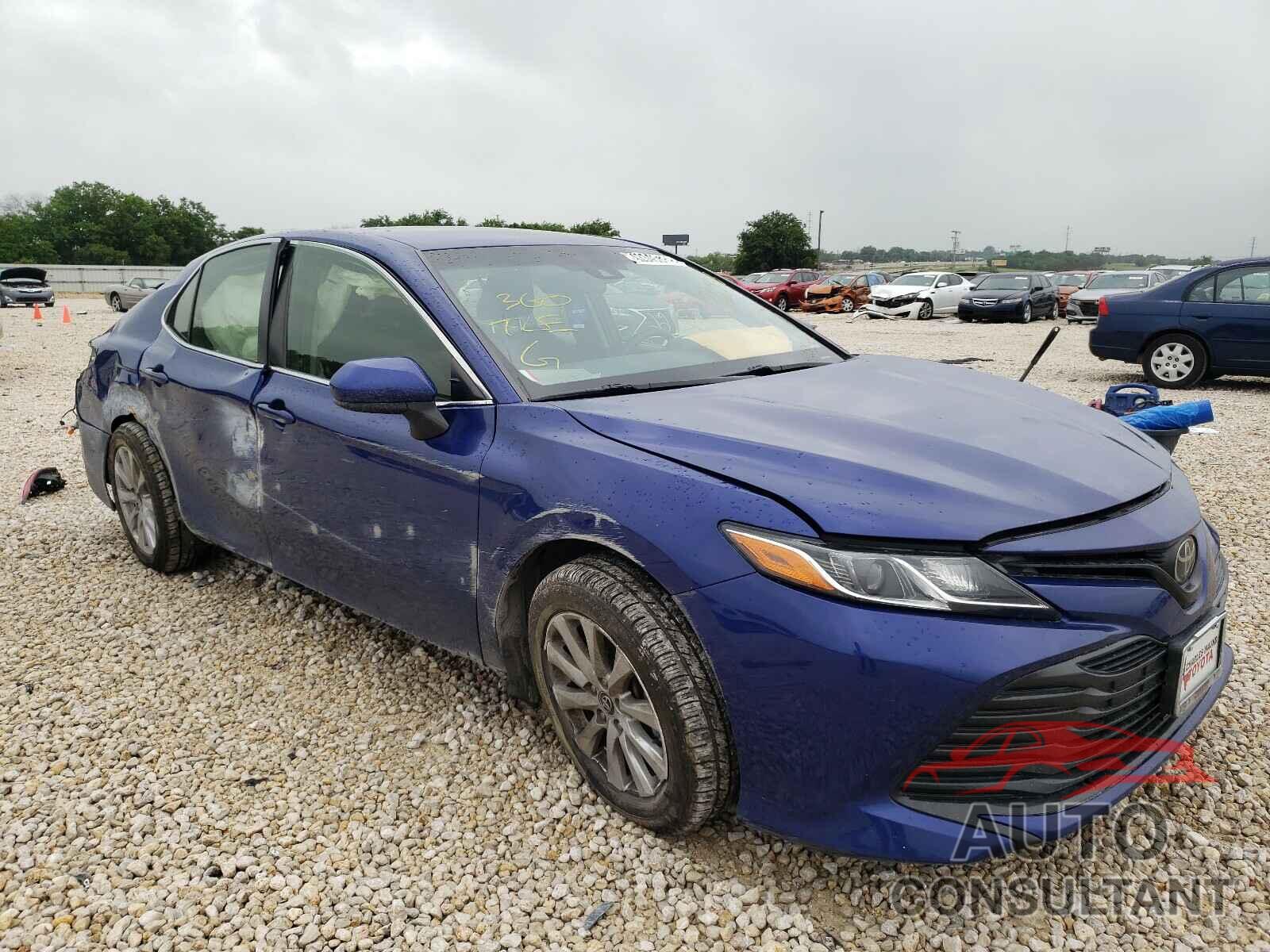 TOYOTA CAMRY 2018 - JTNB11HK5J3017373