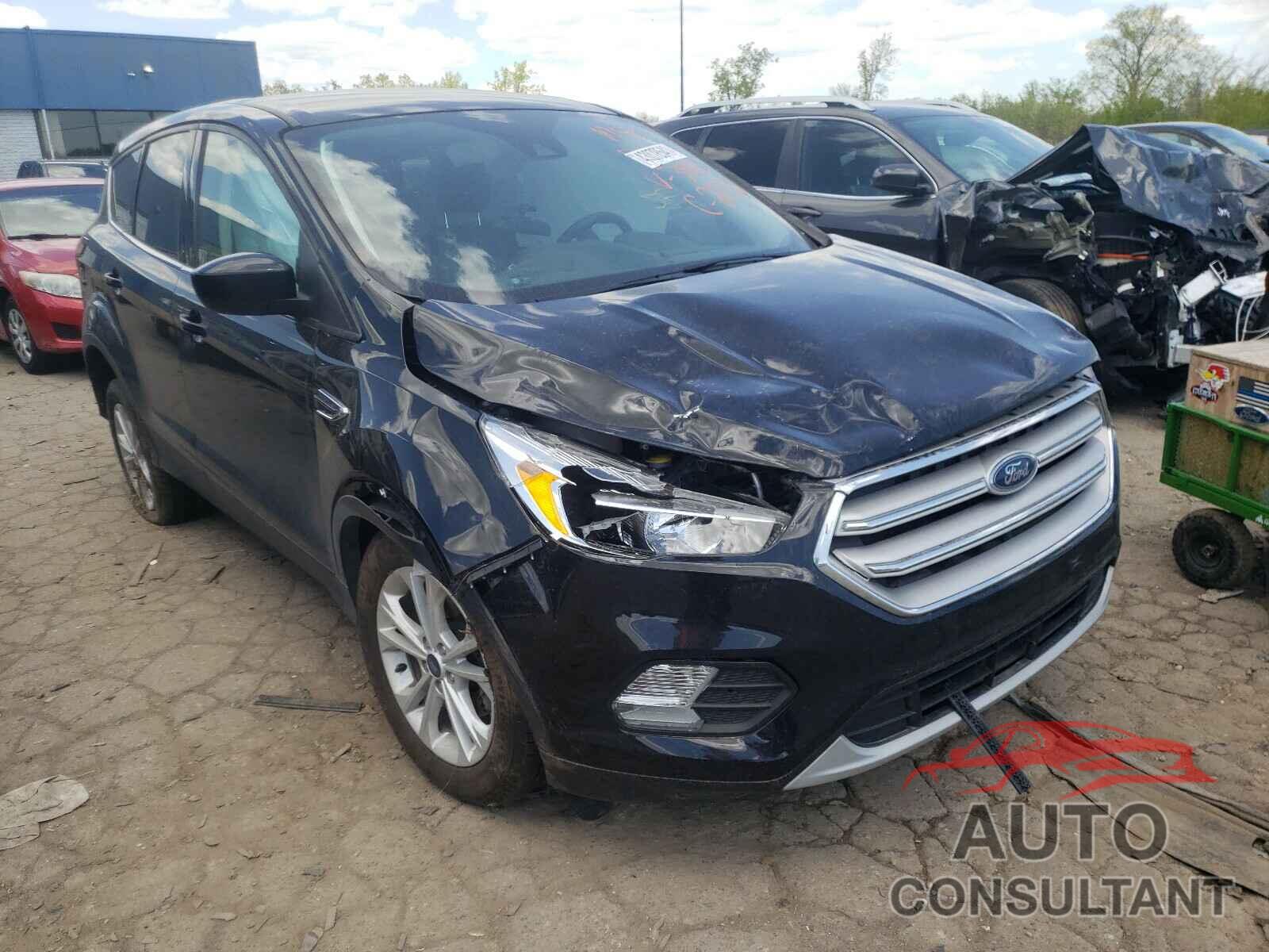 FORD ESCAPE 2019 - 1FMCU0GDXKUB38713