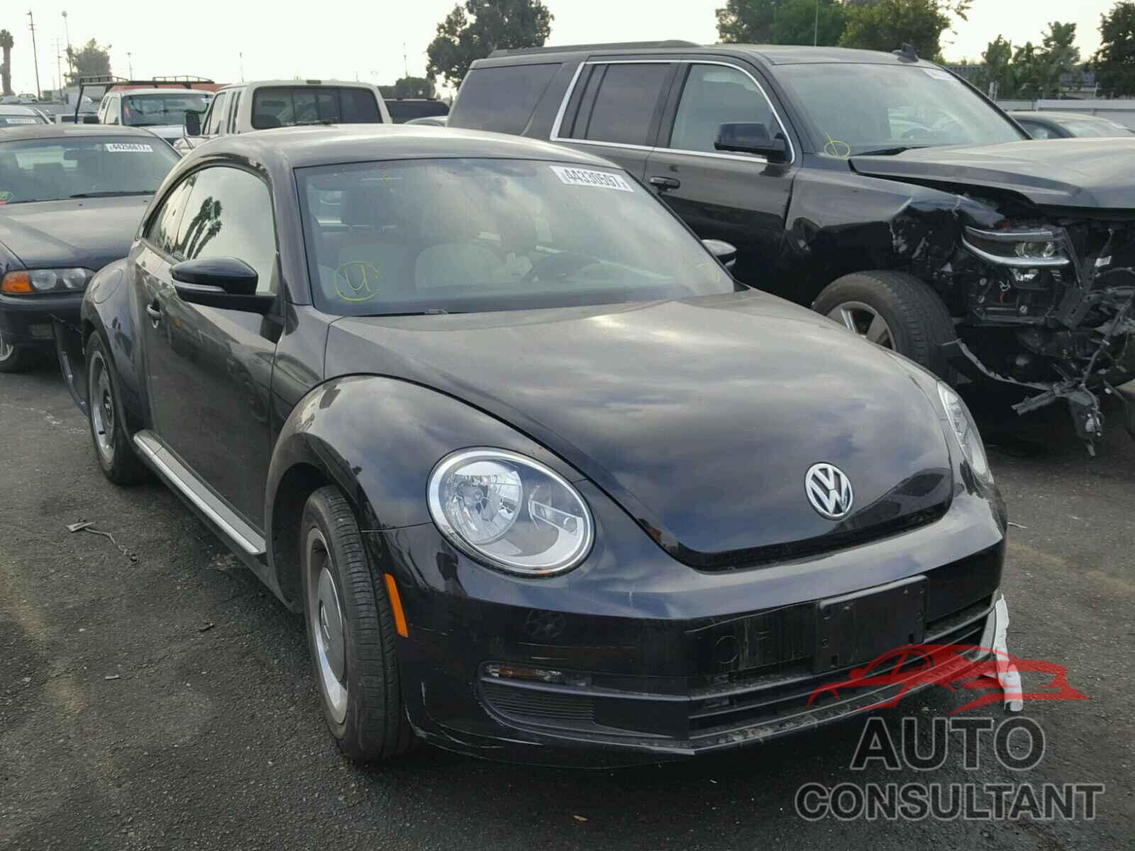 VOLKSWAGEN BEETLE 2016 - 3VWF17AT7GM637657