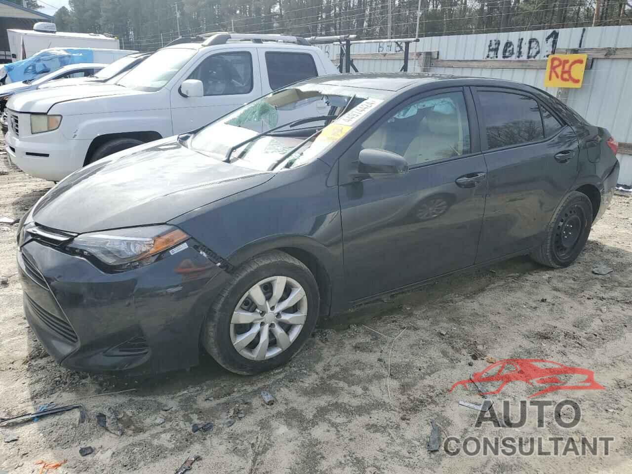 TOYOTA COROLLA 2018 - 2T1BURHEXJC109008