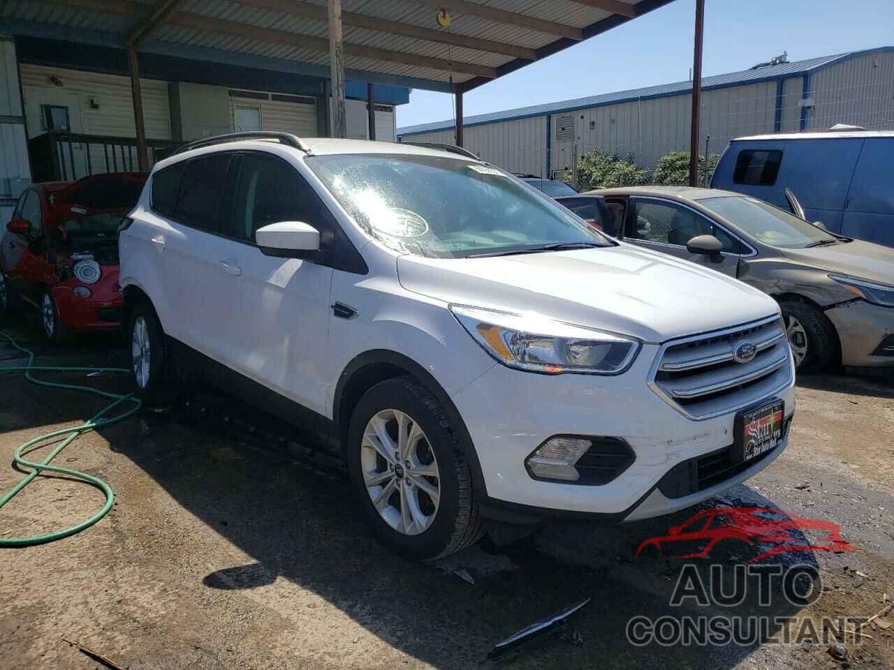 FORD ESCAPE 2018 - 1FMCU9GD7JUA88100