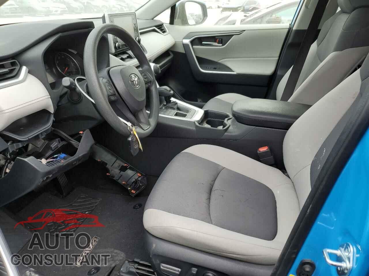 TOYOTA RAV4 2019 - JTMP1RFV7KD018638