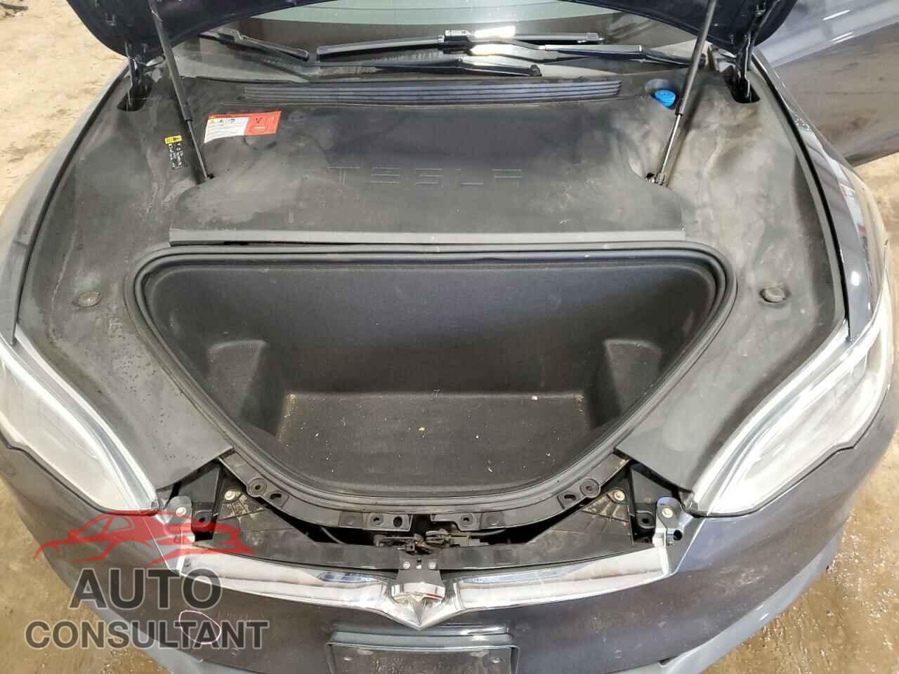 TESLA MODEL S 2017 - 5YJSA1E24HF203136