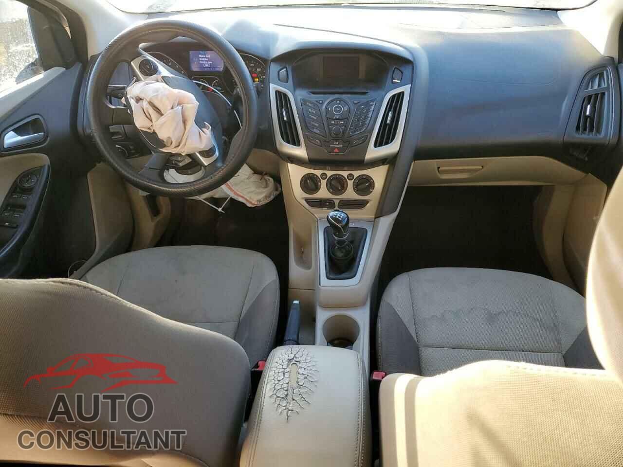 FORD FOCUS 2013 - 1FADP3F2XDL261606