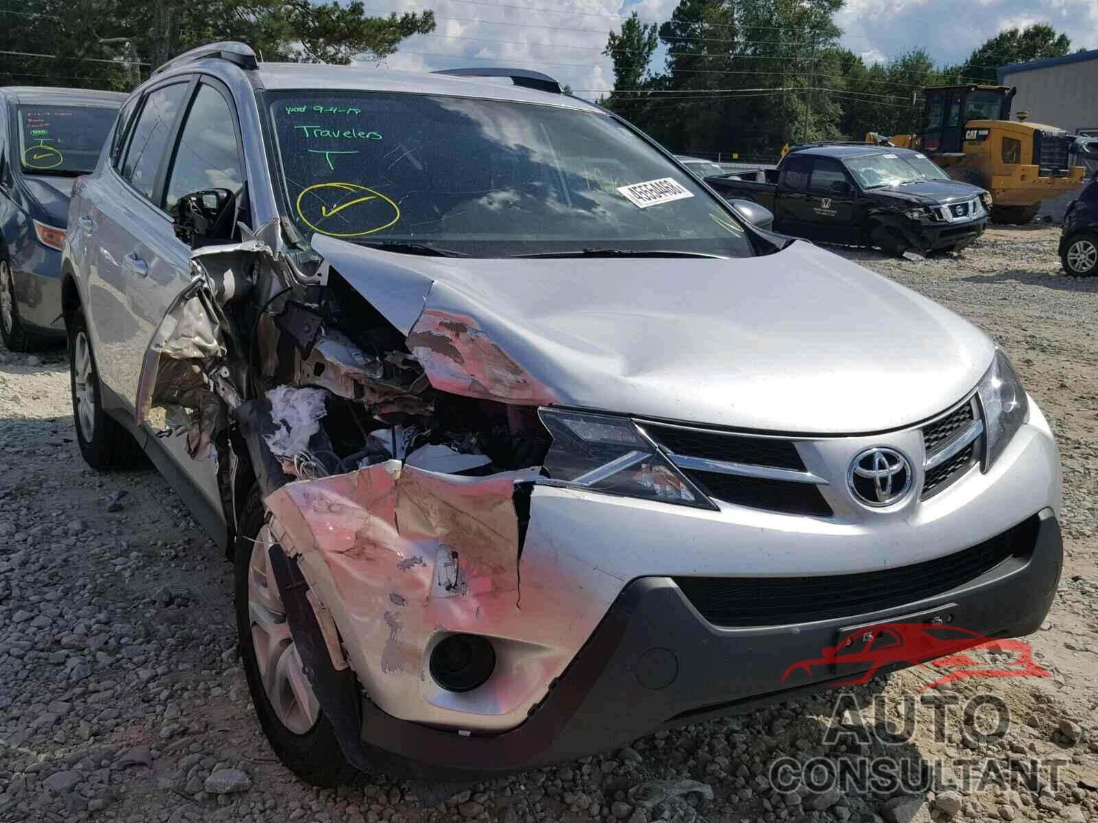 TOYOTA RAV4 LE 2015 - 2T3BFREV8FW261655