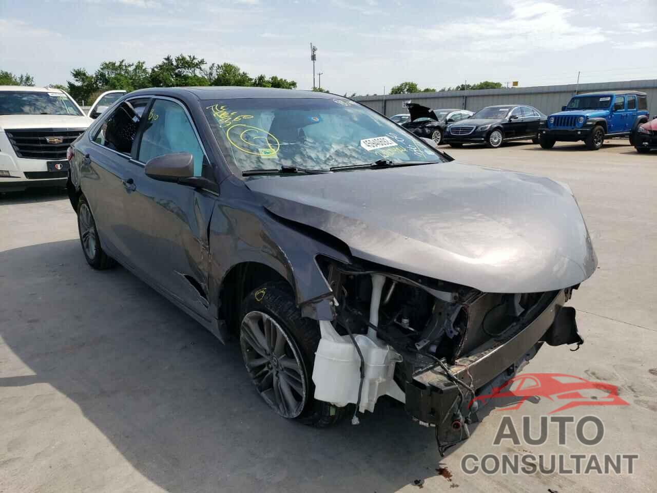 TOYOTA CAMRY 2016 - 4T1BF1FK3GU200424